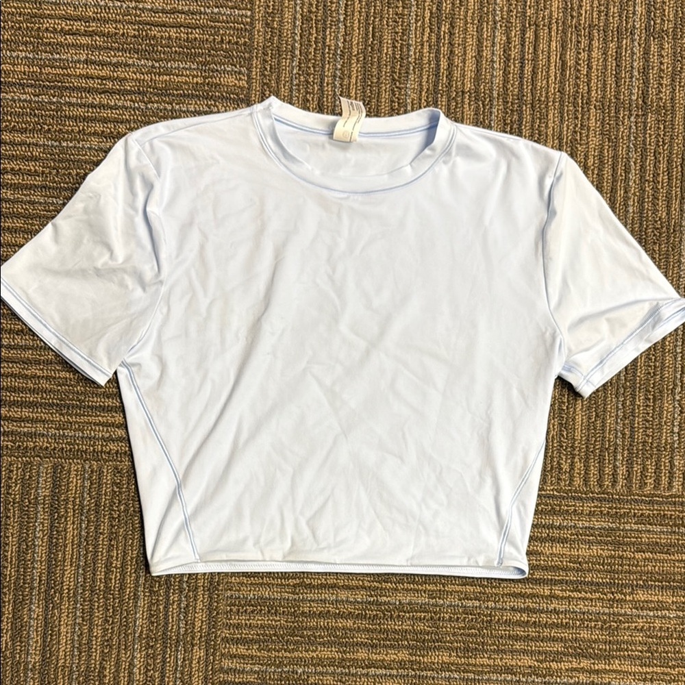 lululemon athletica Soft Blue Short Sleeve Tee size medium